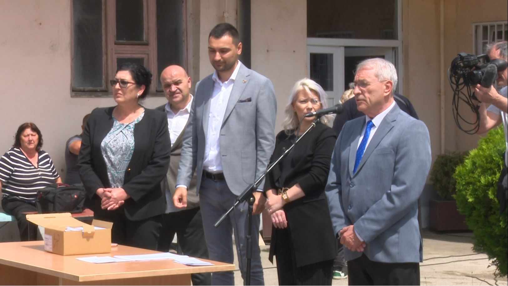 Rukovodstvo GO Crveni Krst i predsednik prof. dr Miroslav Milutinović