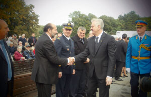 Polaganjem venaca odata počast žrtvama u Jajincima