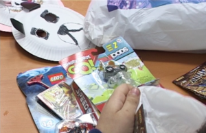 Paketići za decu samohranih majki i udruženje distrofičara stigli iz „Jugoistoka“