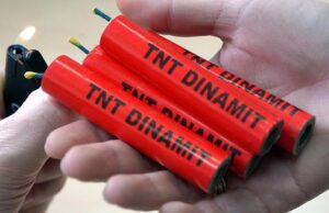 Petarde ipak dođu do dečjih ruku