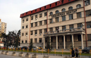 Starica koju su pretukle ćerke -u teškom stanju