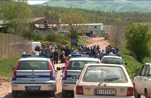 Meštani dva sela blokirali nišku deponiju