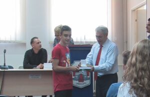 Opština Crveni Krst nagradila najbolje učenike