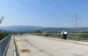 JEZIVA TRAGEDIJA U NIŠU: Devojka (18) iz Hrvatske pala s nadvožnjaka i poginula!