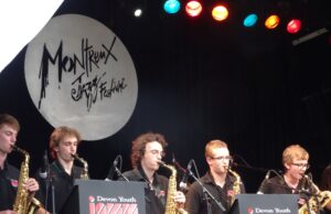 Devon Youth Jazz Orchestra na Nišvilu