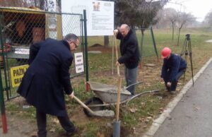 Početak radova specijalizovanog šetališta za pse.