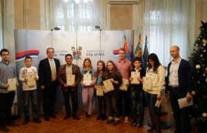 Najuspešnijim đacima dodeljene „Vidovdanske nagrade“