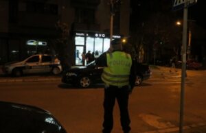 Motociklista, biciklista i vozač mopeda povredjeni u udesima