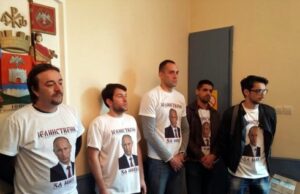 Predali listu u majicama sa likom Putina