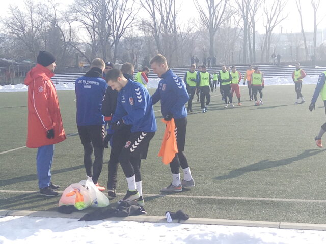 Radnički se polako zagreva za Antaliju