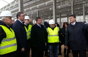 Aleksandar Vučić obišao radove na izgradnji fabrike Cumtobel