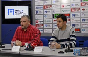 Rokenrol i truba za doček 2018.godine u centru Niša