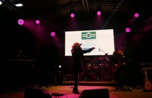 Nišlije dočekale Pravoslavnu Novu godinu uz „Tropiko bend“