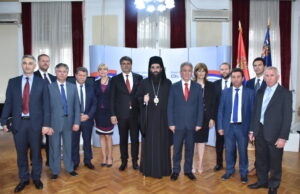 SA SERESOM POTPISAN UGOVOR O BRATIMLjENjU I PRED GRADSKIM ODBORNICIMA