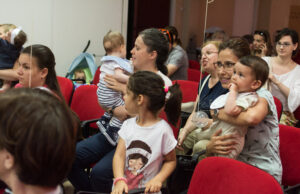 U Gradskoj opštini Medijana svečano uručene prve Kartice sa popustom za mame i bebe