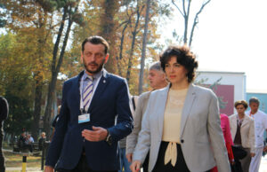 NAČELNICA NIŠAVSKOG OKRUGA SA INSPEKTORIMA OBIŠLA RADOVE NA ADAPTACIJI STARE ZGRADE HIRURGIJE KC NIŠ