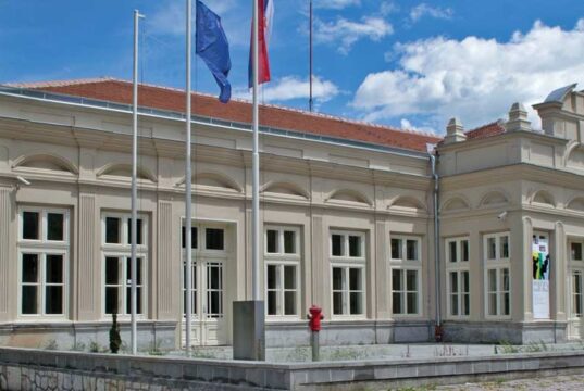 Prvomajski praznici uz umetnost: otvoreni izložbeni prostori Galerije SLU Oficirski dom