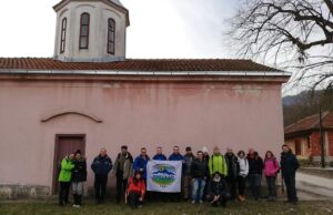 Izvedena akcija pešačenja do manastira u Veti
