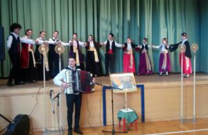 CENTAR TRADICIONALNE KULTURNE DUHOVNOSTI „VUK KARADŽIĆ“ – Niški folklorci na Svetosavskim danima u Austrij