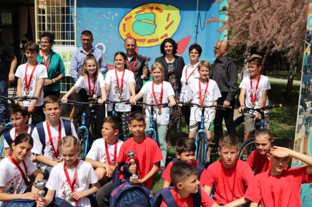 58373551_2231760563806111_2672581586490228736_n