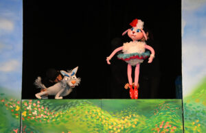 Premijera predstave „Vuk koji je ispao iz knjige”