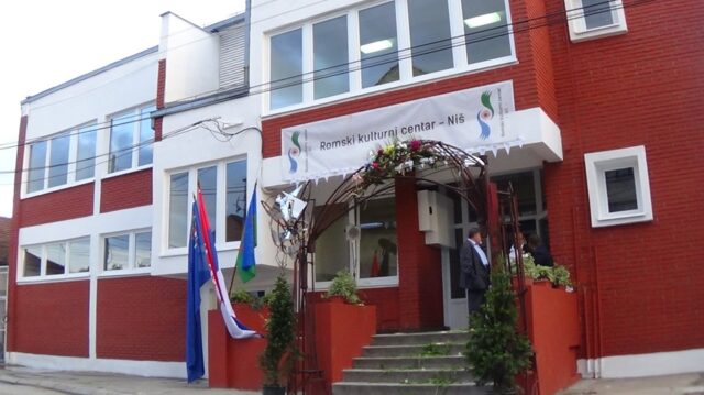 59386760_2316476388373146_1130102369133002752_n