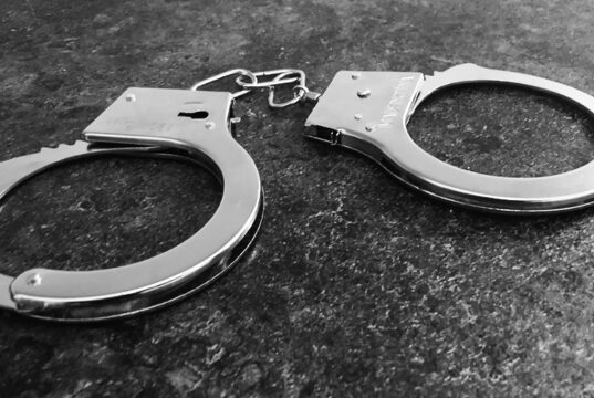 PRETUKAO ČOVEKA U KAFIĆU, PA POBEGAO U BEOGRAD: Policija ga locirala i uhapsila Hapšenje