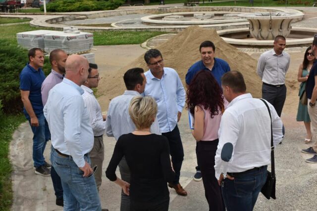 64204604_1134563800063199_2513427793765728256_n