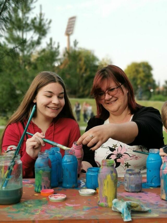 65732530_378915126154606_2088883633904418816_n