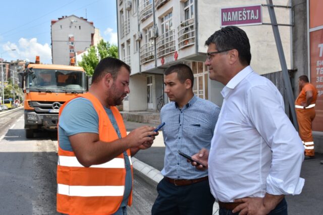 IMG-87acbed6f859a3cb4bec4b1e5a418715-V