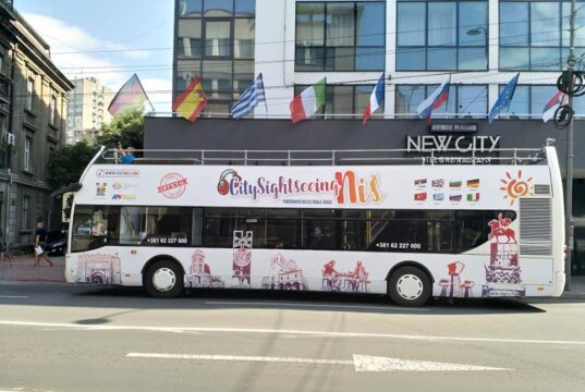 Vožnje turističkim autobusom kroz Niš biće besplatne Turistički autobus
