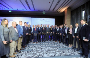 Plakete i povelje najuspešnijima u oblasti privrede