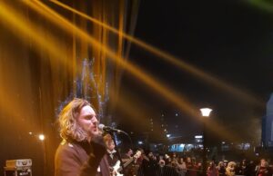 Nišlije „srpsku“ Novu Godinu dočekale sa Alenom i uz vatromet