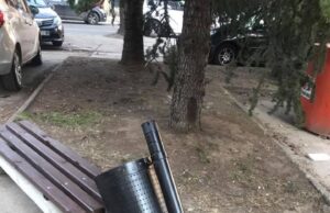 Mobilijar na Obilićevom vencu na meti vandala