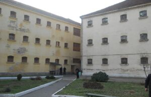 Pronađen jedan osuđenik, za dvojicom se još traga