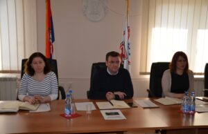 Dezinfikuju se javne površine u opštini Bela Palanka