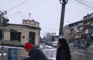 Opština Svrljig deli besplatno maske građanima