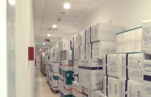 Stigli šleperi medicinske opreme u Niš