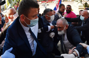 ŠTO DA NE KAŽEM – BRUKA