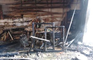 Porodici iz Ljuptena kojoj je izgorela stolarska radionica hitno potrebna pomoć