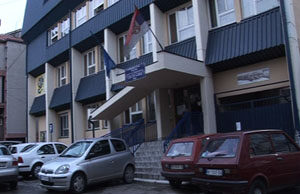 Nišlija (63) pretio da će se zapaliti benzinom u Centru za socijalni rad Centar za socijalni rad Sveti Sava