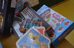 Bela Palanka : Donacija igračaka za vrtić u Crvenoj reci