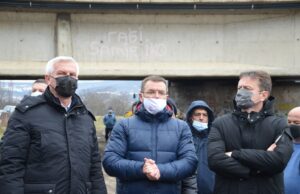 PREDSEDNIK OPŠTINE UB DARKO GLIŠIĆ I DIREKTOR JP “SRBIJAVODE“ GORAN PUZOVIĆ SA PREDSEDNIKOM OPŠTINE GORANOM MILjKOVIĆEM OBIŠLI POPLAVLjENA PODRUČJA U BELOJ PALANCI