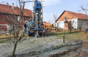 Počeli radovi na kopanju bunara u selu Arbanasce