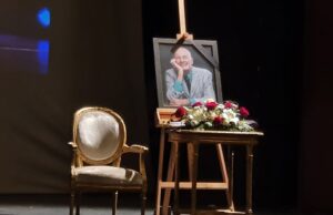 Održana je komemoracija povodom odlaska Dragoslava Savića Safe u Narodnom pozorištu u Nišu