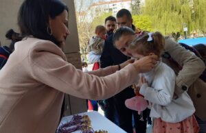 Gradska opština Medijana u saradnji sa Hramom cara Konstantina i carice Jelene obeležila Vrbicu