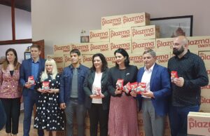 Dragan Stojković Piksi obezbedio donaciju za decu – 3 tone Plazma keksa