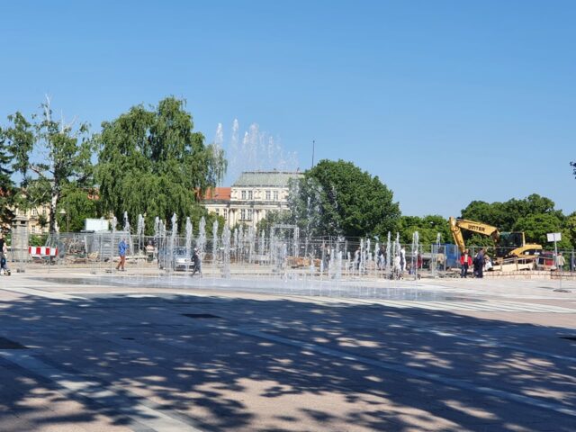 Centarlni gradski trg Niš foto GP018