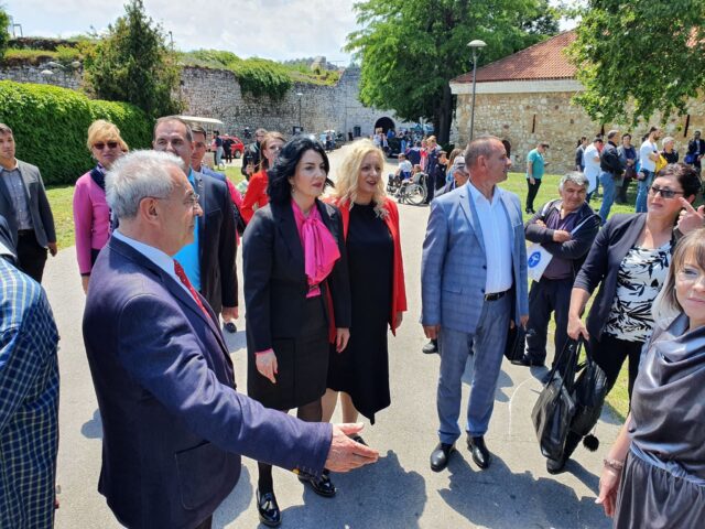 Grad Niš Crveni Krst foto GP018