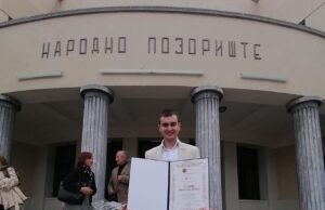 Humanitarna izložba mladog slikara Danila Đokića u Oficirskom domu u Nišu